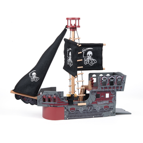 The fantastic ship + 2 free figurines